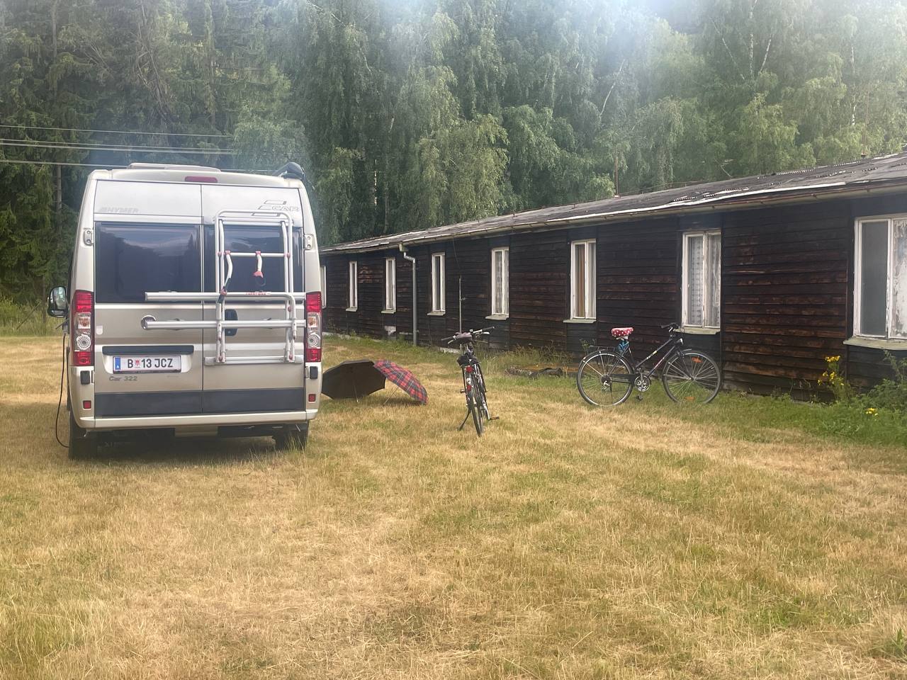 Kemp nebo hotel v Karlových Varech? Velké sровnání pro rok 2026