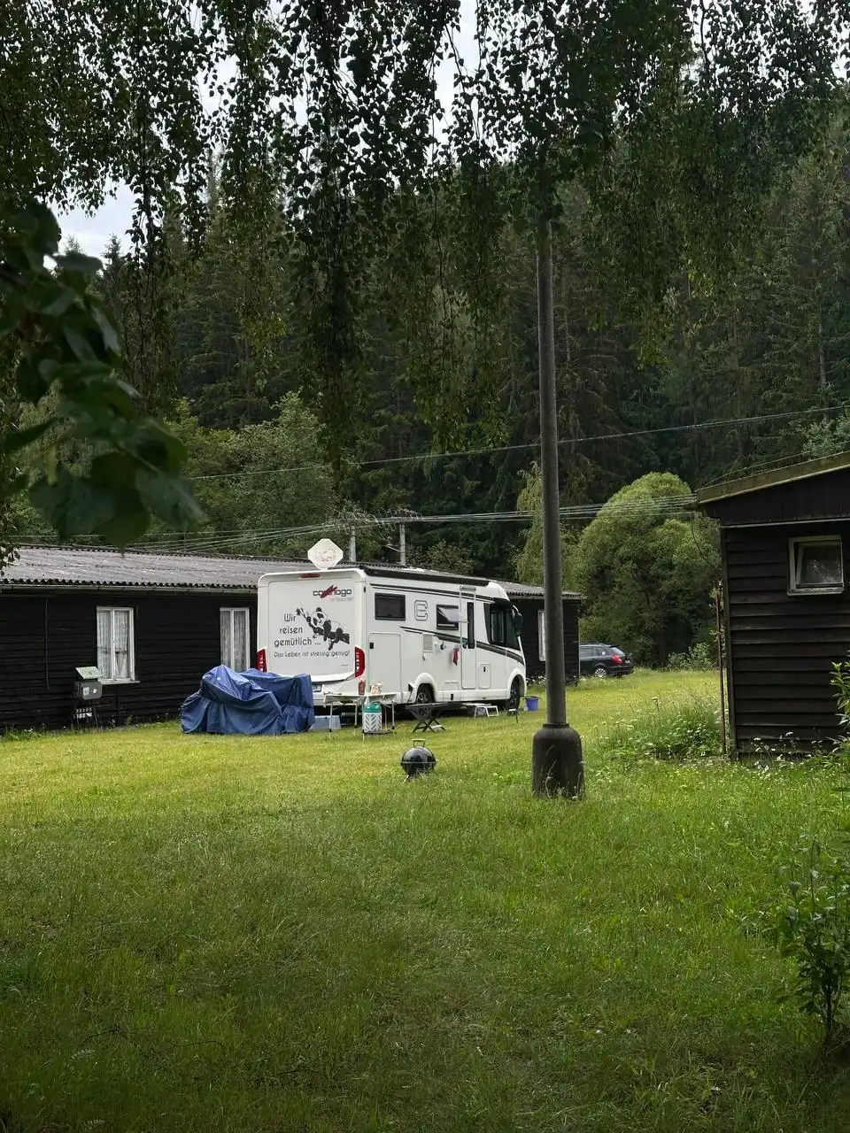 Karlsbad Camping Wohnmobil: Cenově dostupný відпочинок na přírodě