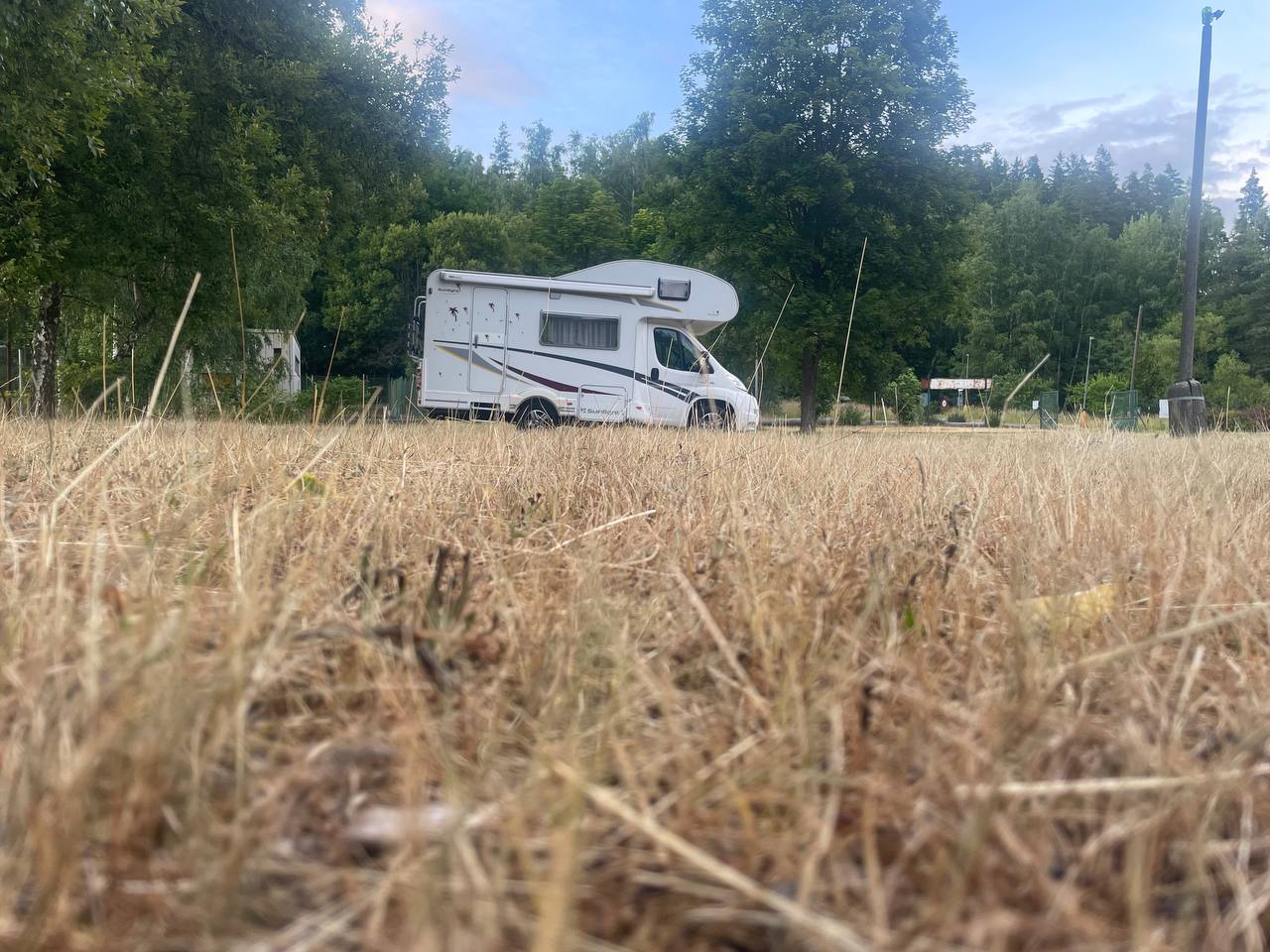 Karavany a obytné vozy